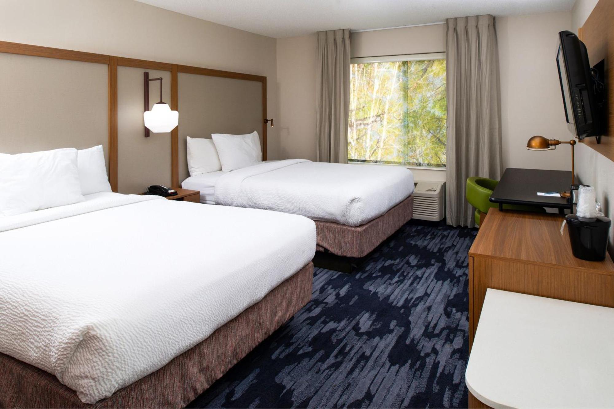 Fairfield Inn & Suites Greensboro Wendover מראה חיצוני תמונה